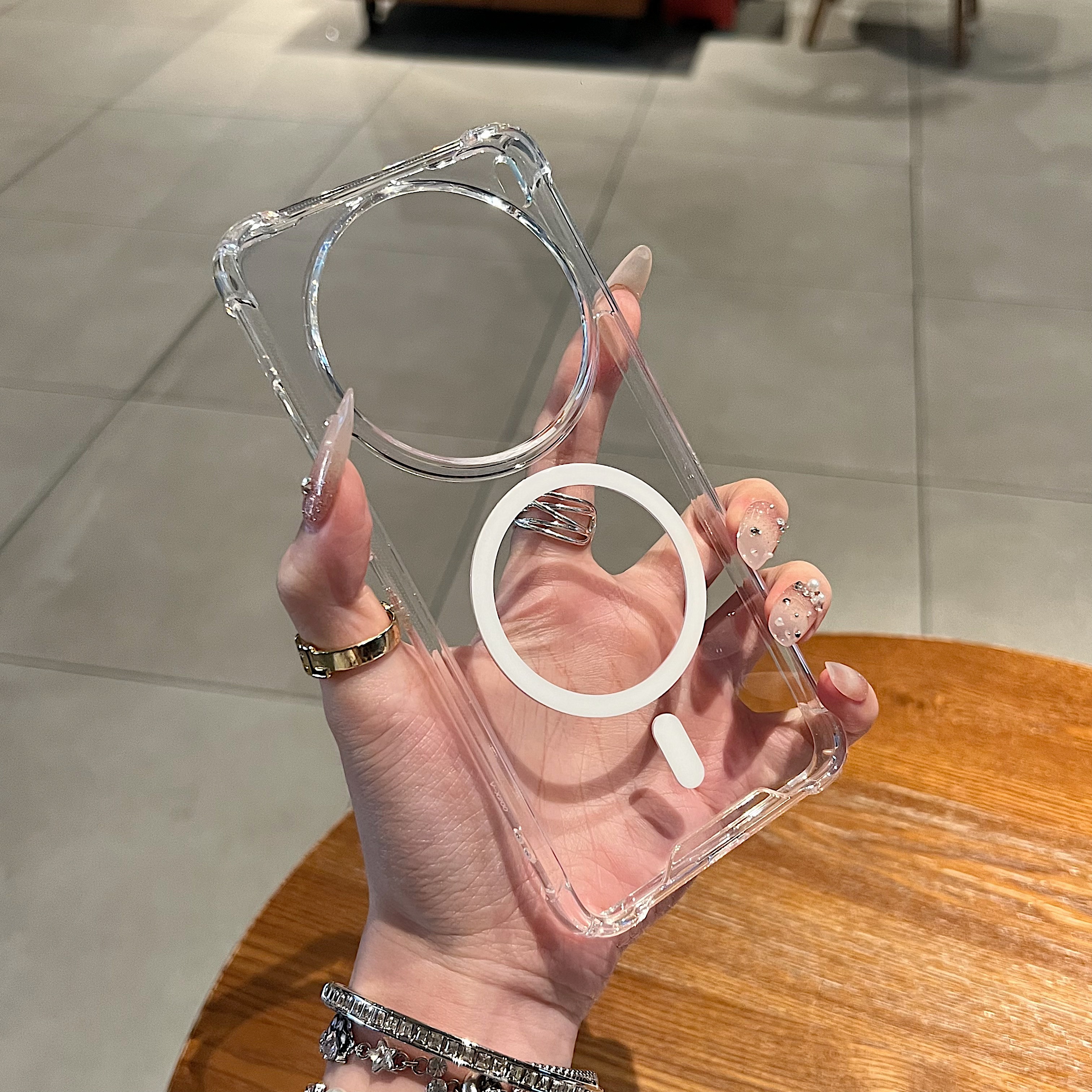 Magnetic Transparent Hard Phon – Phone Accessories Vivo recenzja i cena
